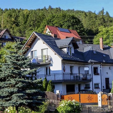 Willa Pod Zbojem Pipikasem Szczawnica Exteriér fotografie